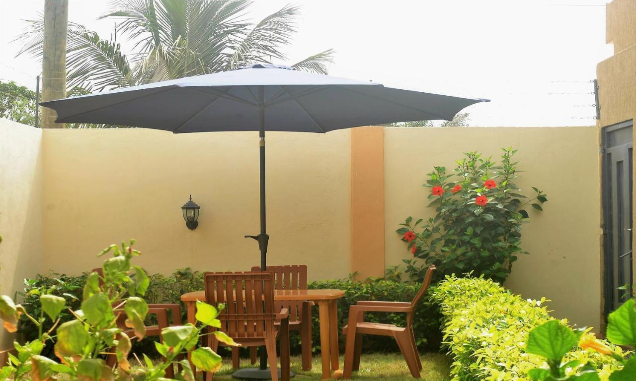 Villa Beach Avepozo Lomé Kültér fotó