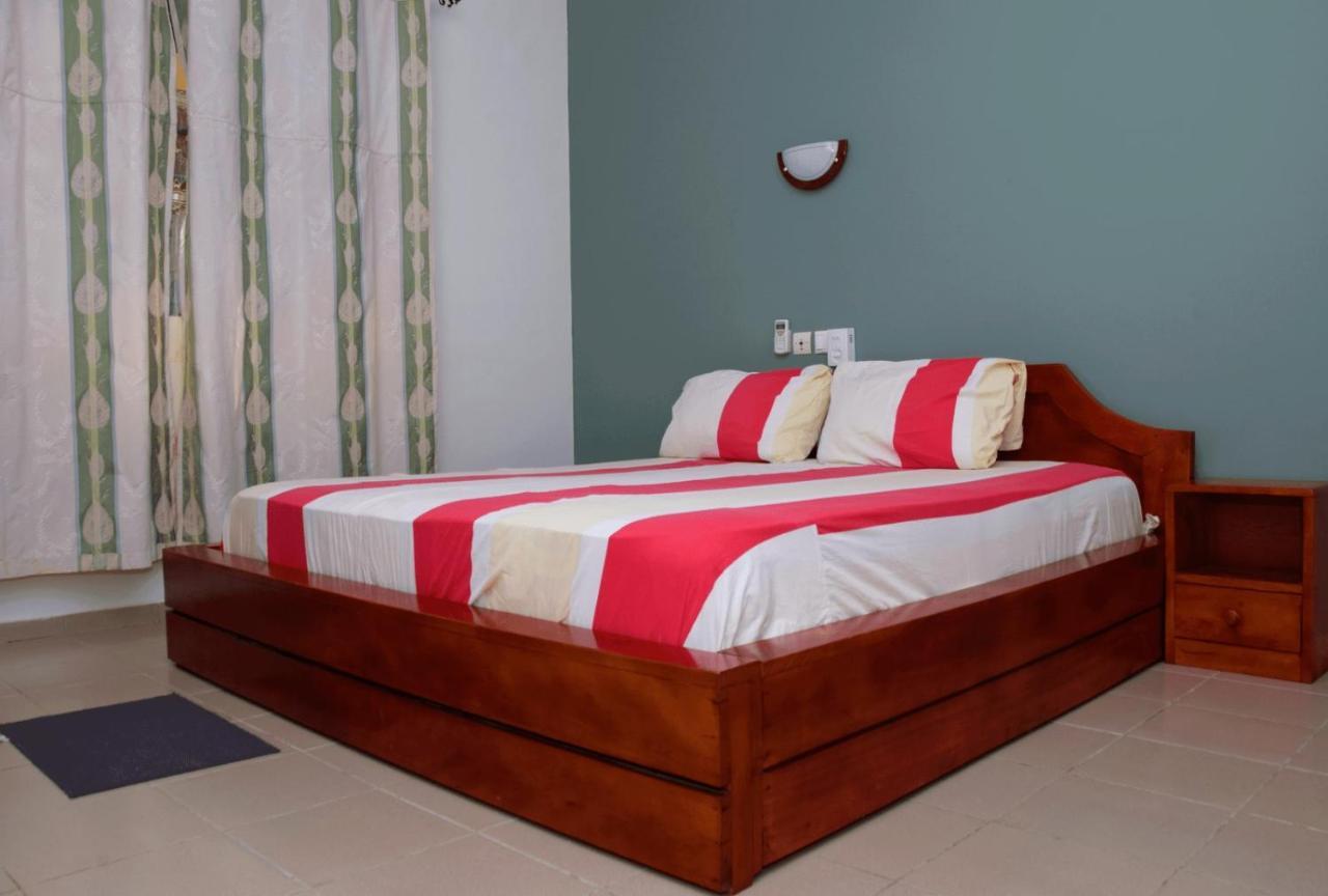 Villa Beach Avepozo Lomé Kültér fotó